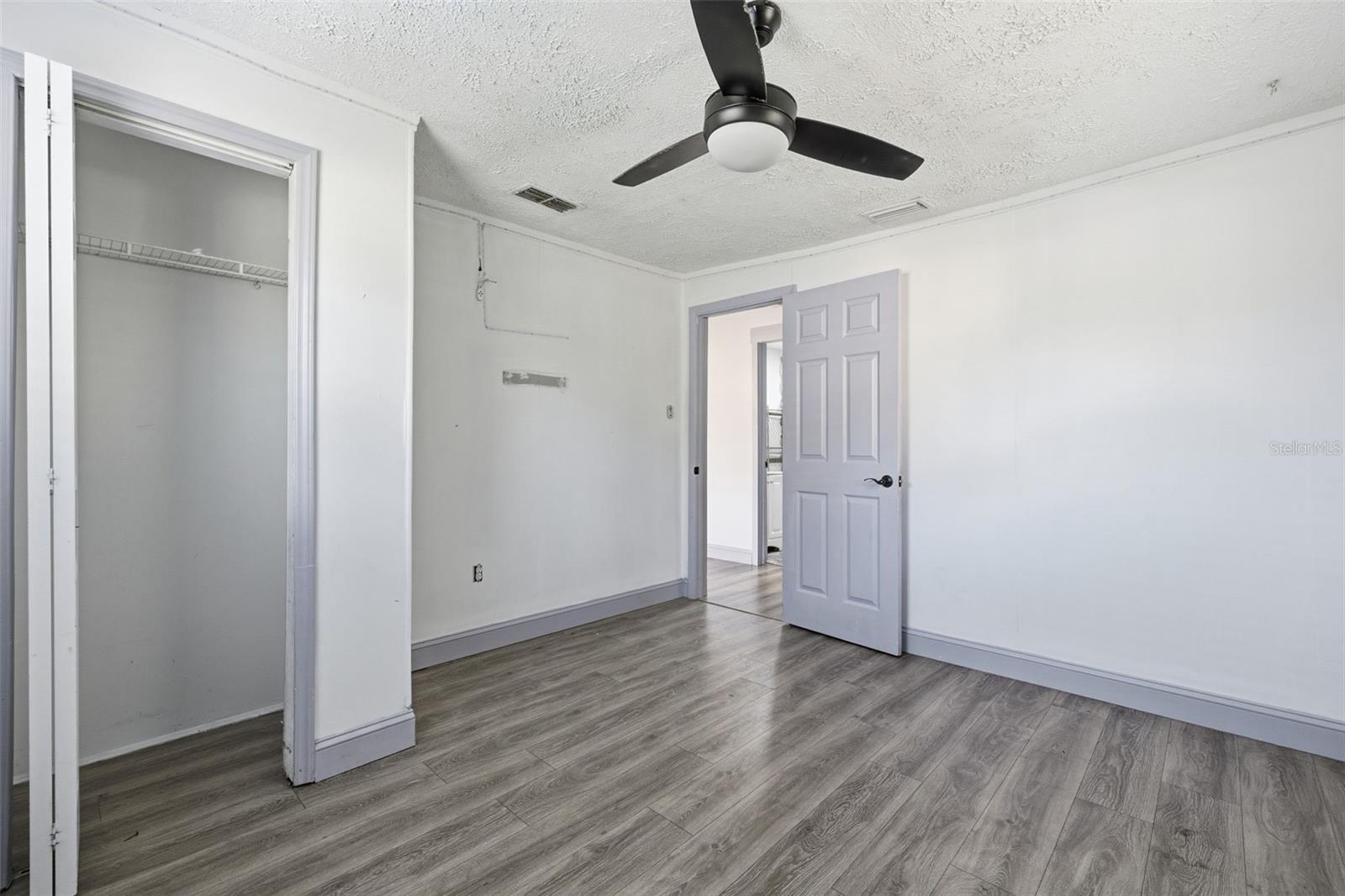 LAUREL TERRACE - Residential Income