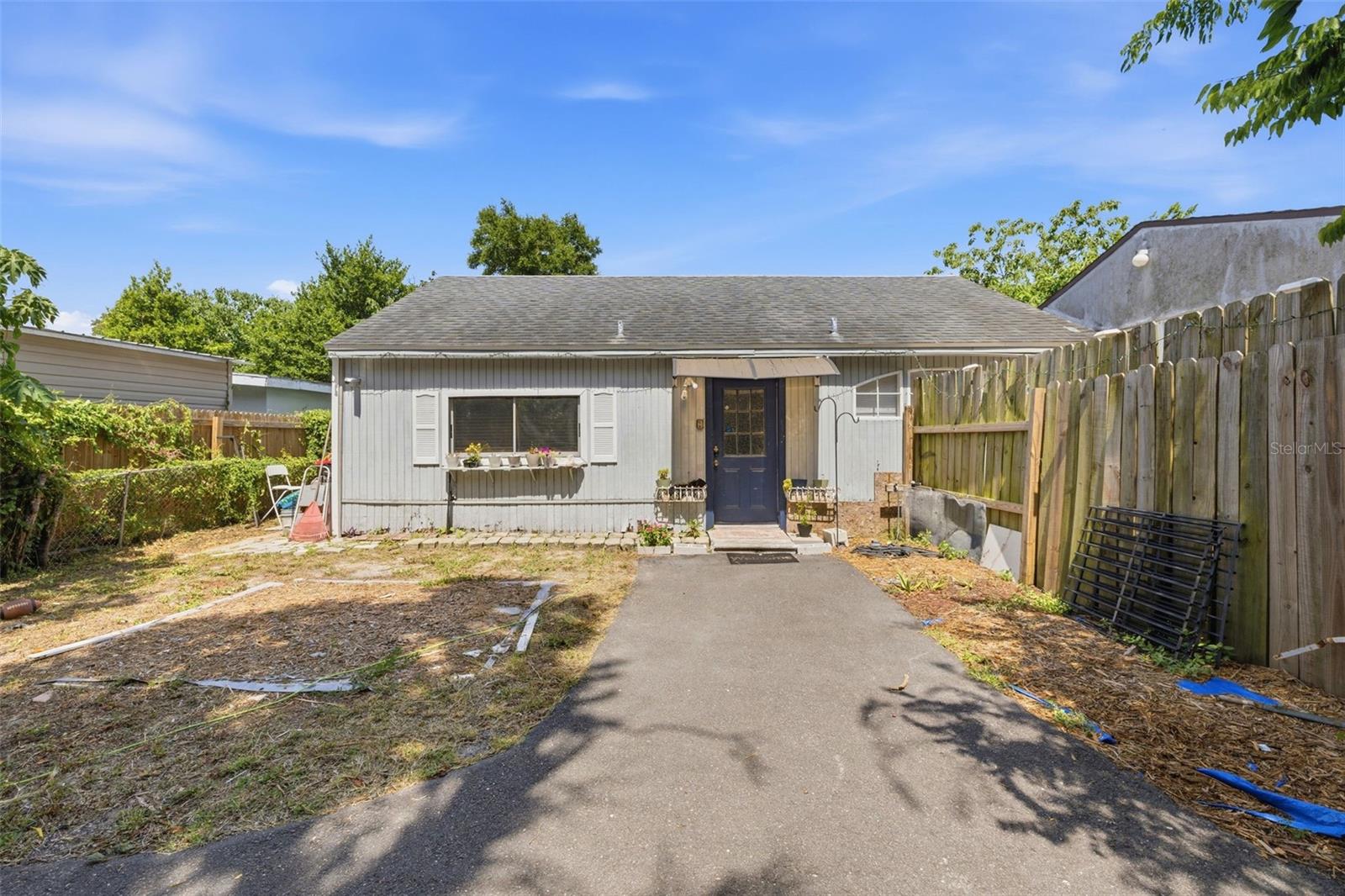 LAUREL TERRACE - Residential Income