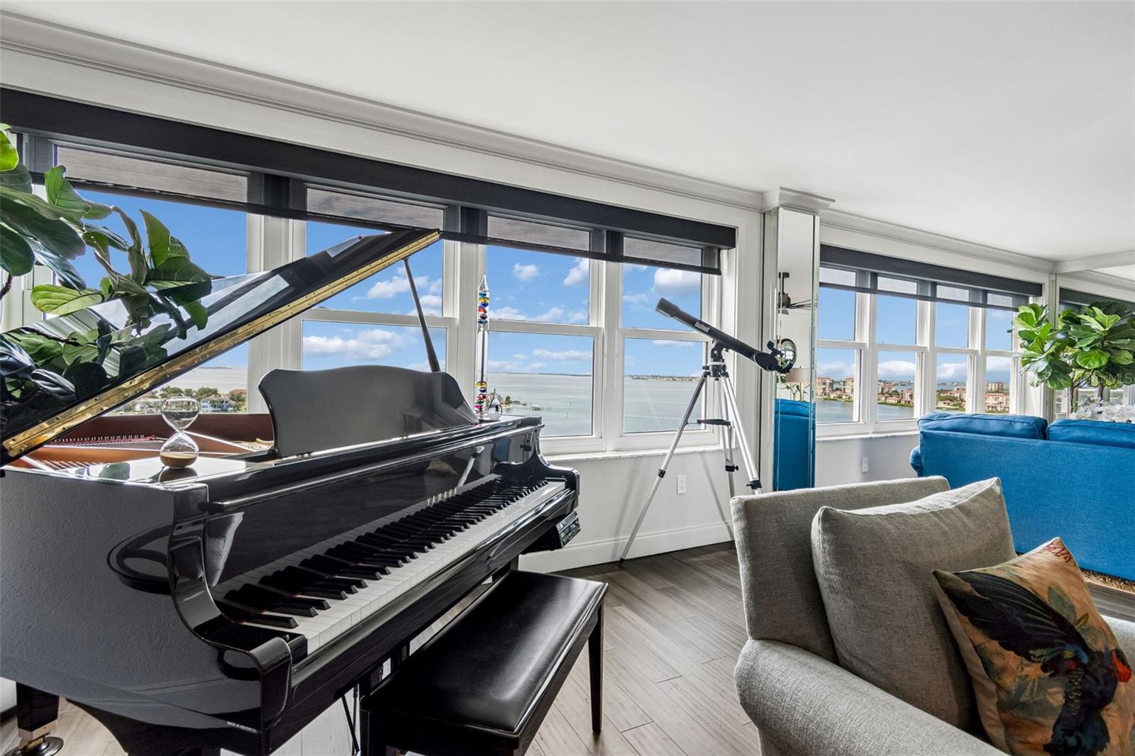 BAYWAY ISLES POINT BRITTANY FOUR - Residential