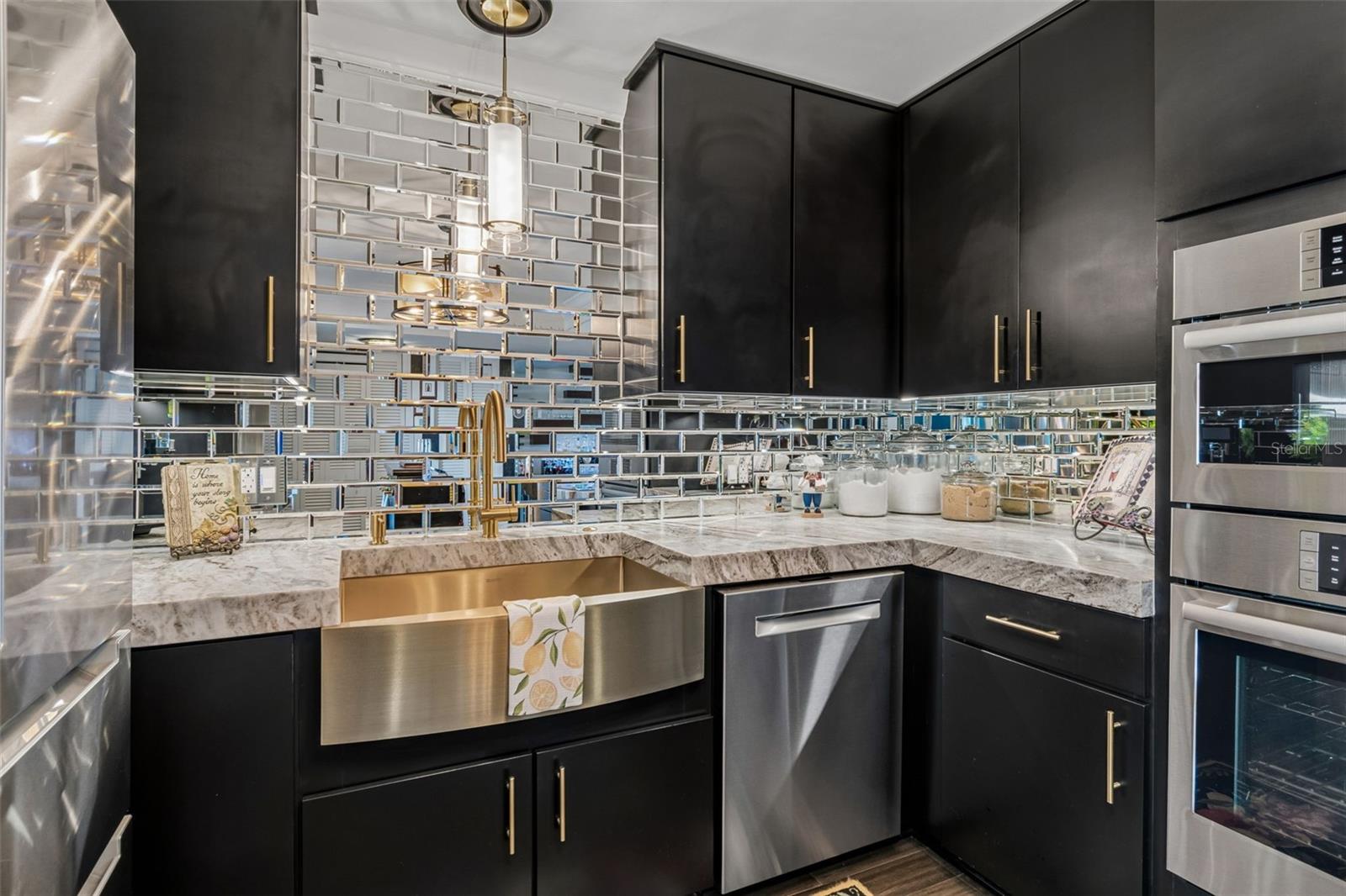 BAYWAY ISLES POINT BRITTANY FOUR - Residential