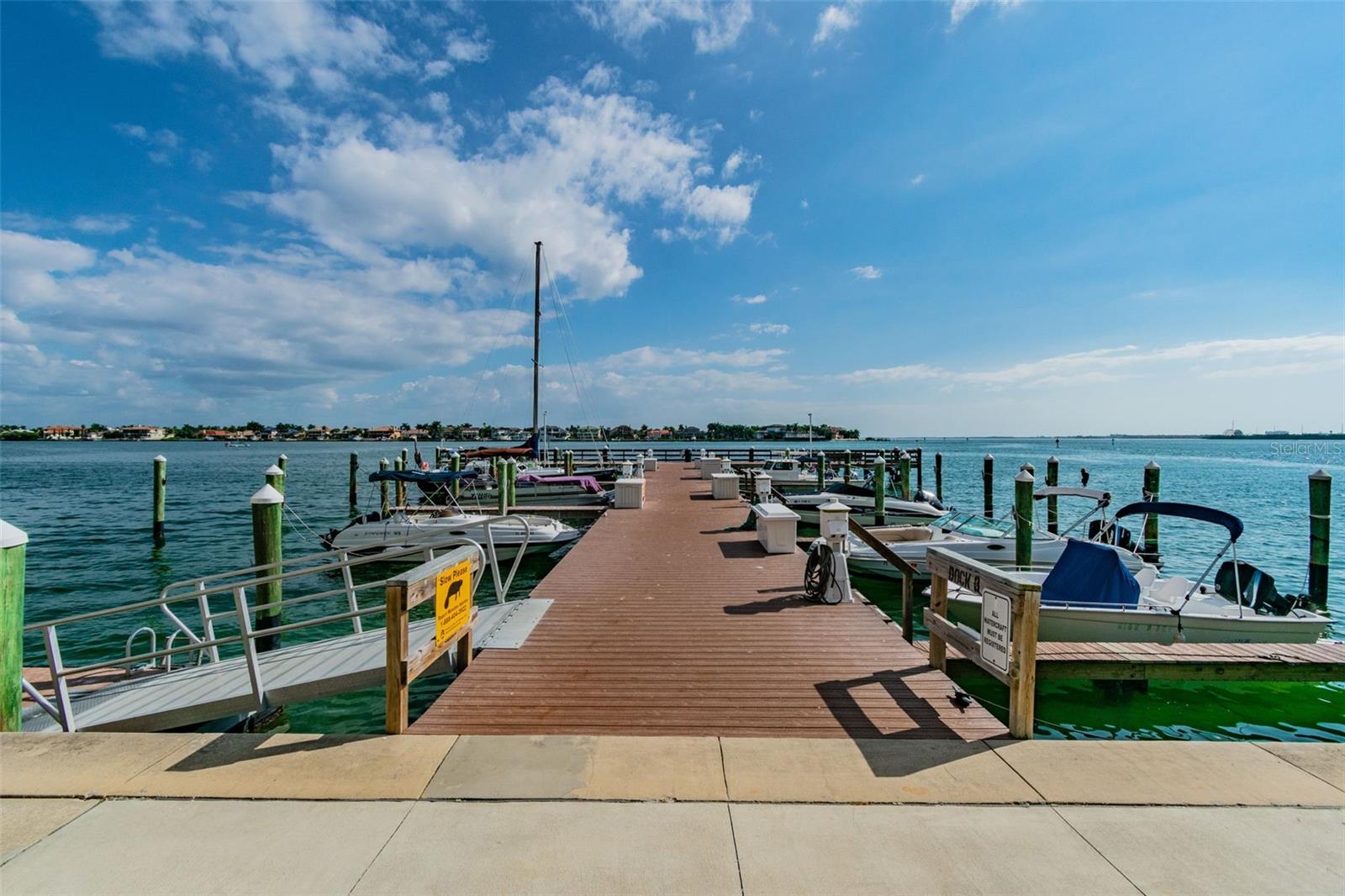 BAYWAY ISLES POINT BRITTANY FOUR - Residential