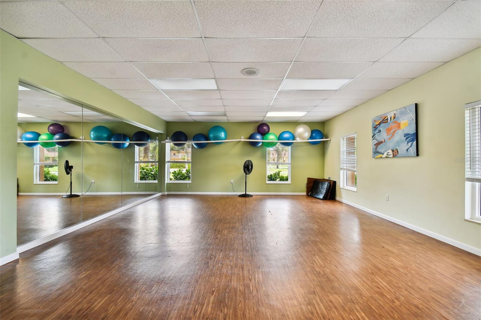 BAYWAY ISLES POINT BRITTANY FOUR - Residential