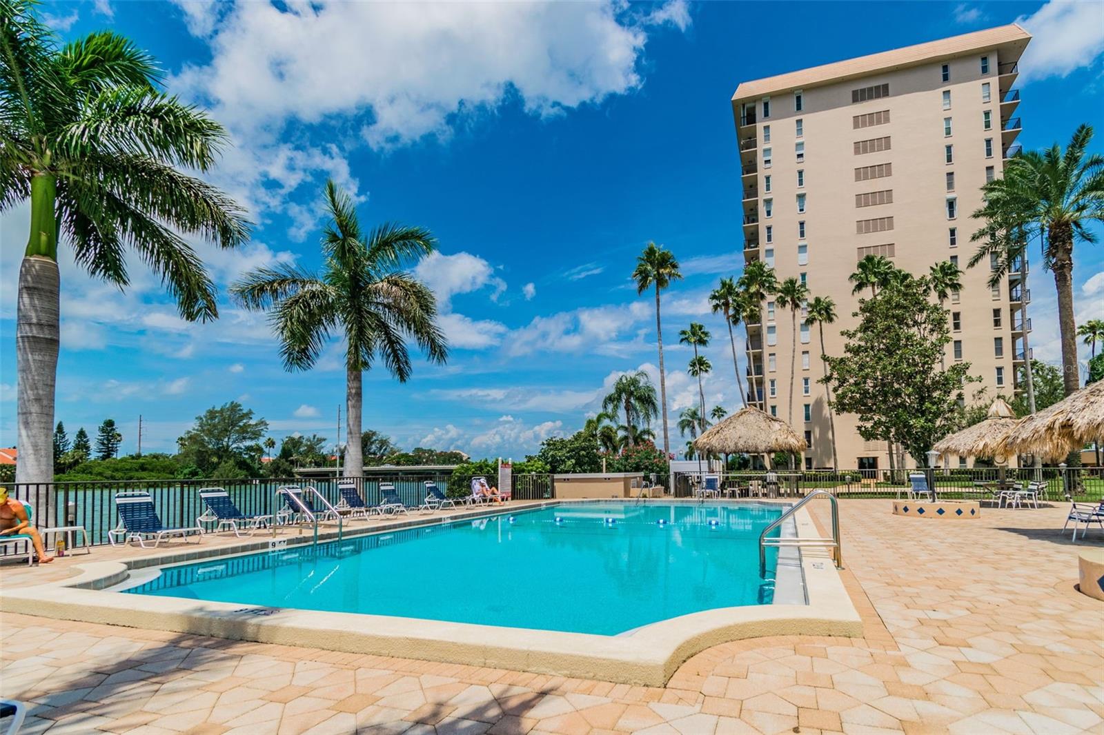 BAYWAY ISLES POINT BRITTANY FOUR - Residential