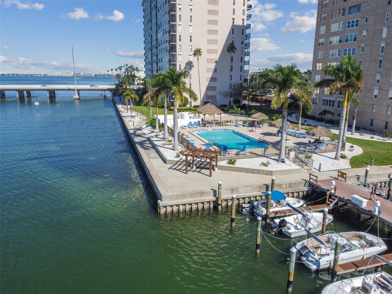 BAYWAY ISLES POINT BRITTANY FOUR - Residential