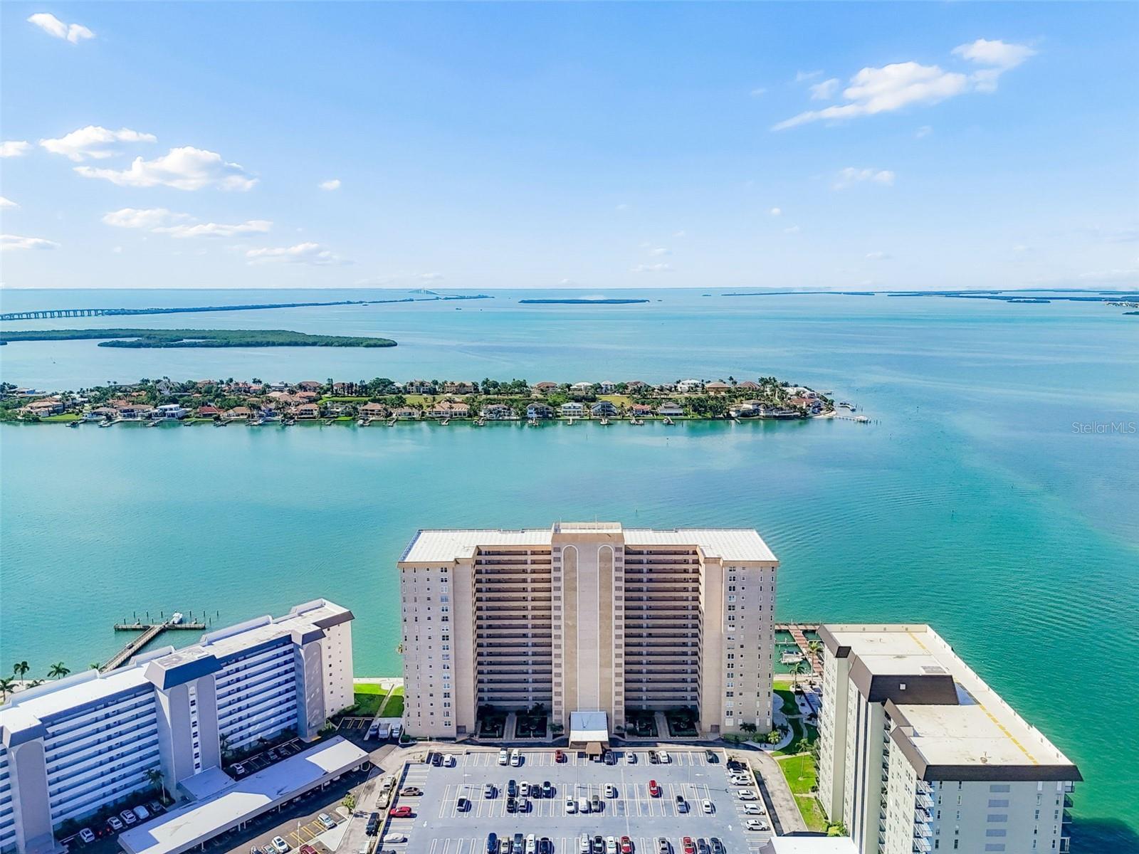 BAYWAY ISLES POINT BRITTANY FOUR - Residential