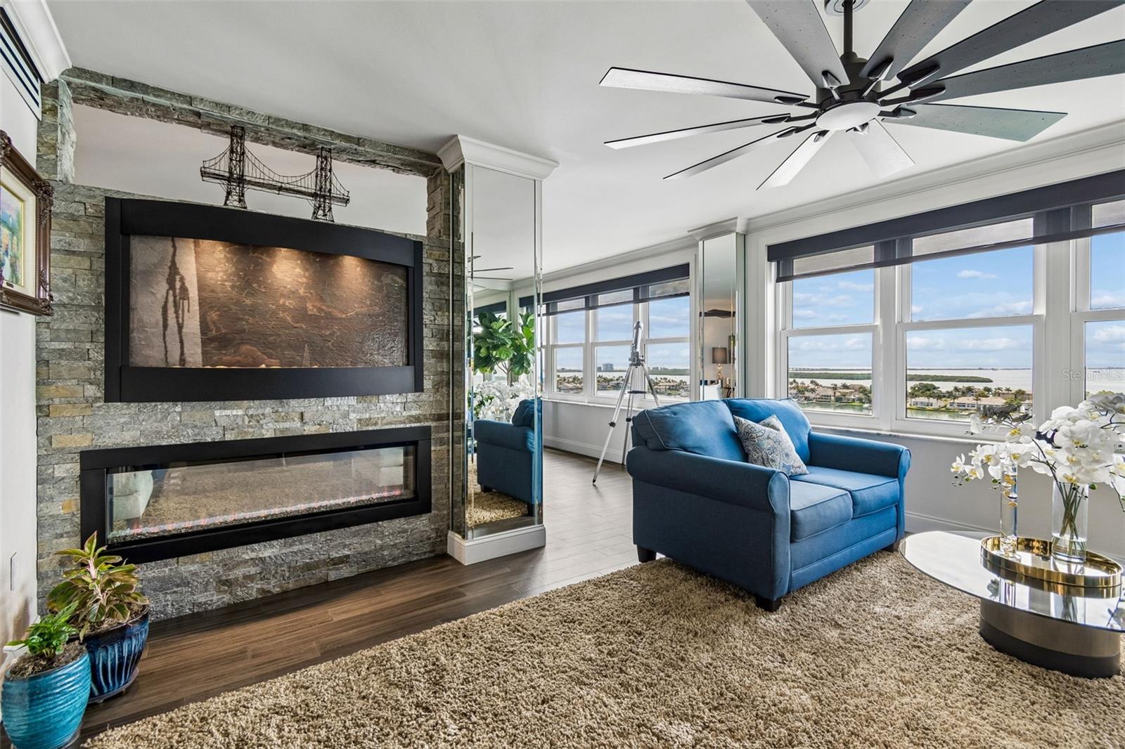 BAYWAY ISLES POINT BRITTANY FOUR - Residential