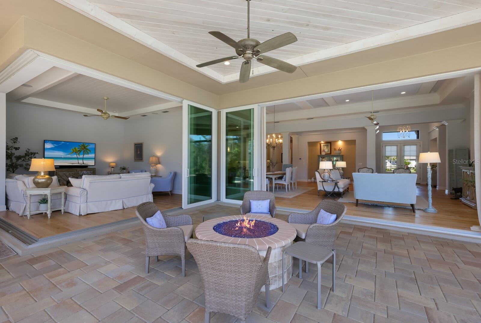 COUNTRY CLUB EAST AT LAKEWD RNCH YY1-4 - Residential
