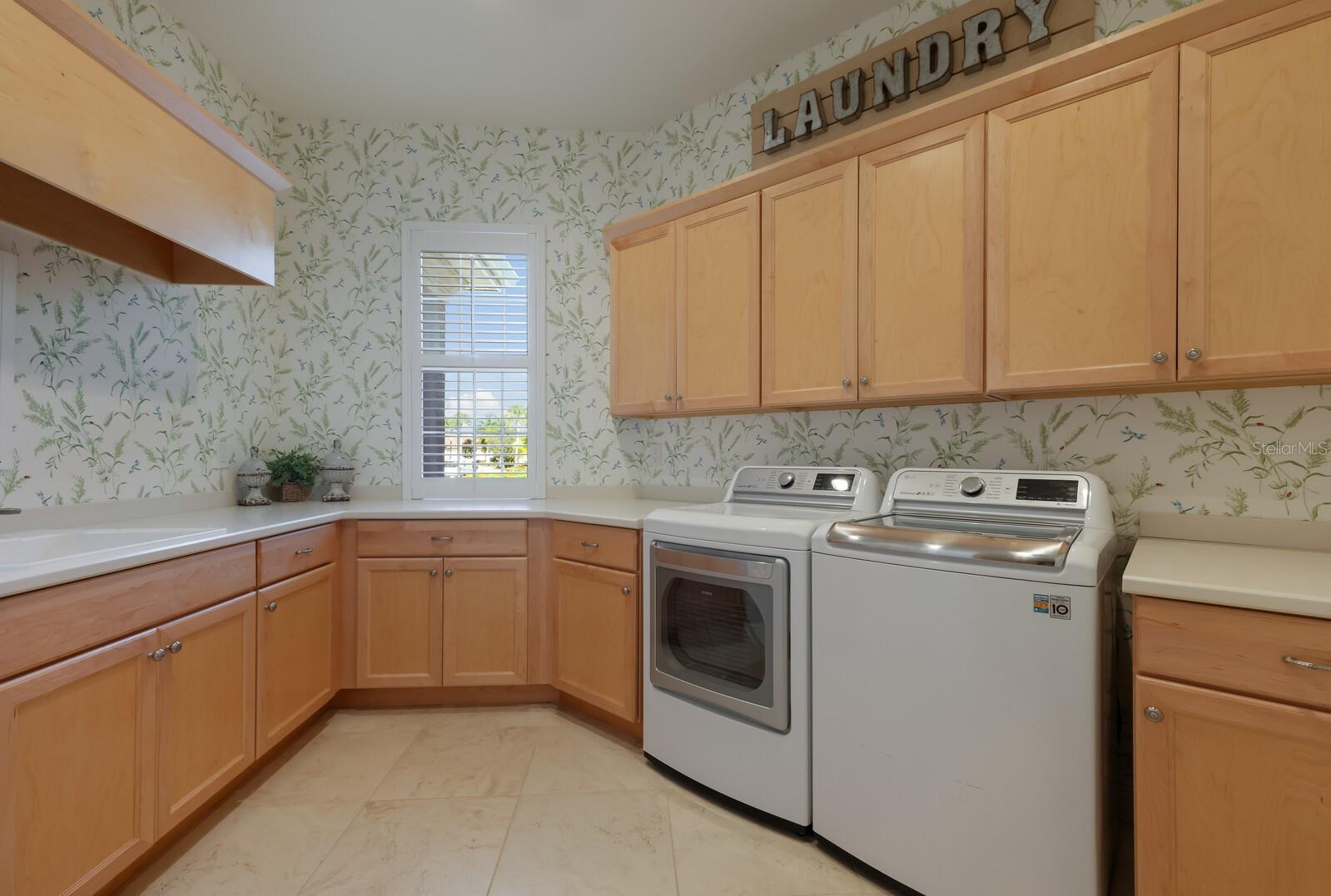 COUNTRY CLUB EAST AT LAKEWD RNCH YY1-4 - Residential