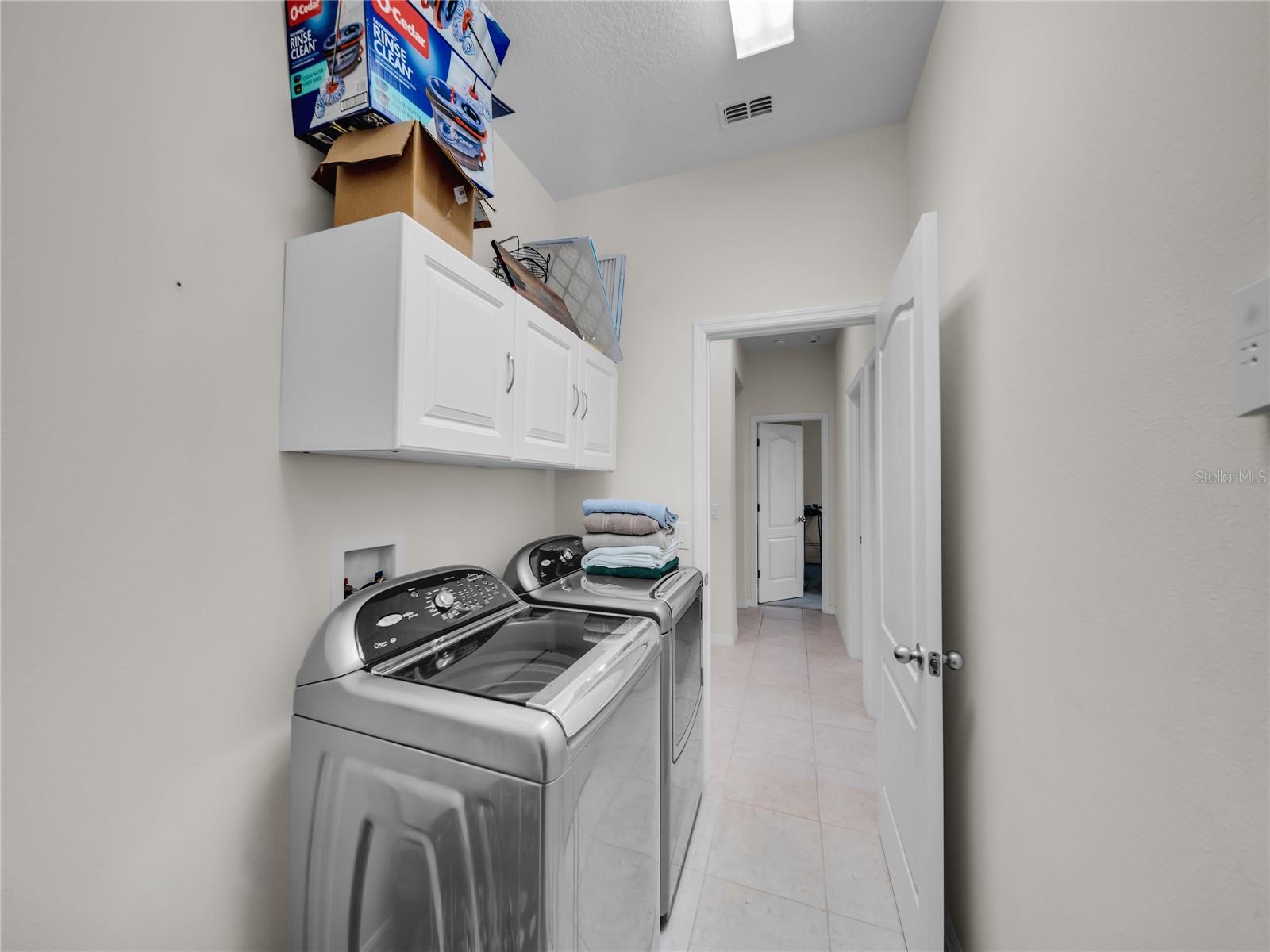 SHINGLE CREEK RESERVE AT THE OAKS PH 5 - Residential