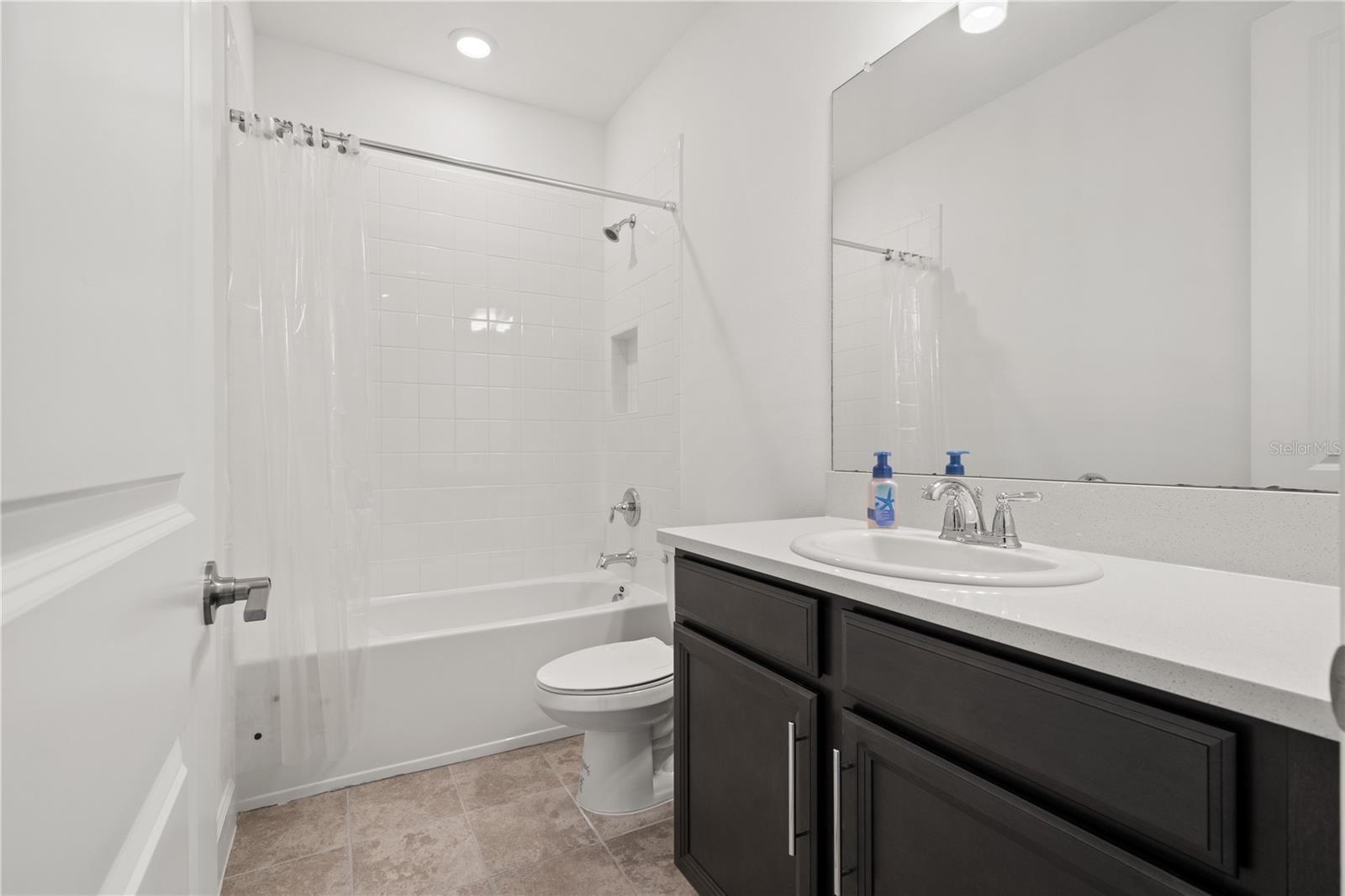 RIVER LNDG PH 1B - Residential Lease