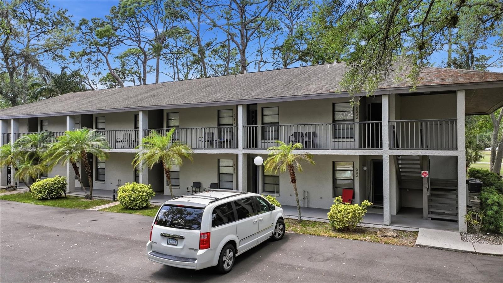 QUAIL HOLLOW - Residential