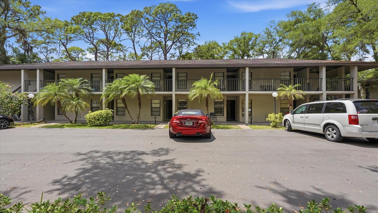 QUAIL HOLLOW - Residential