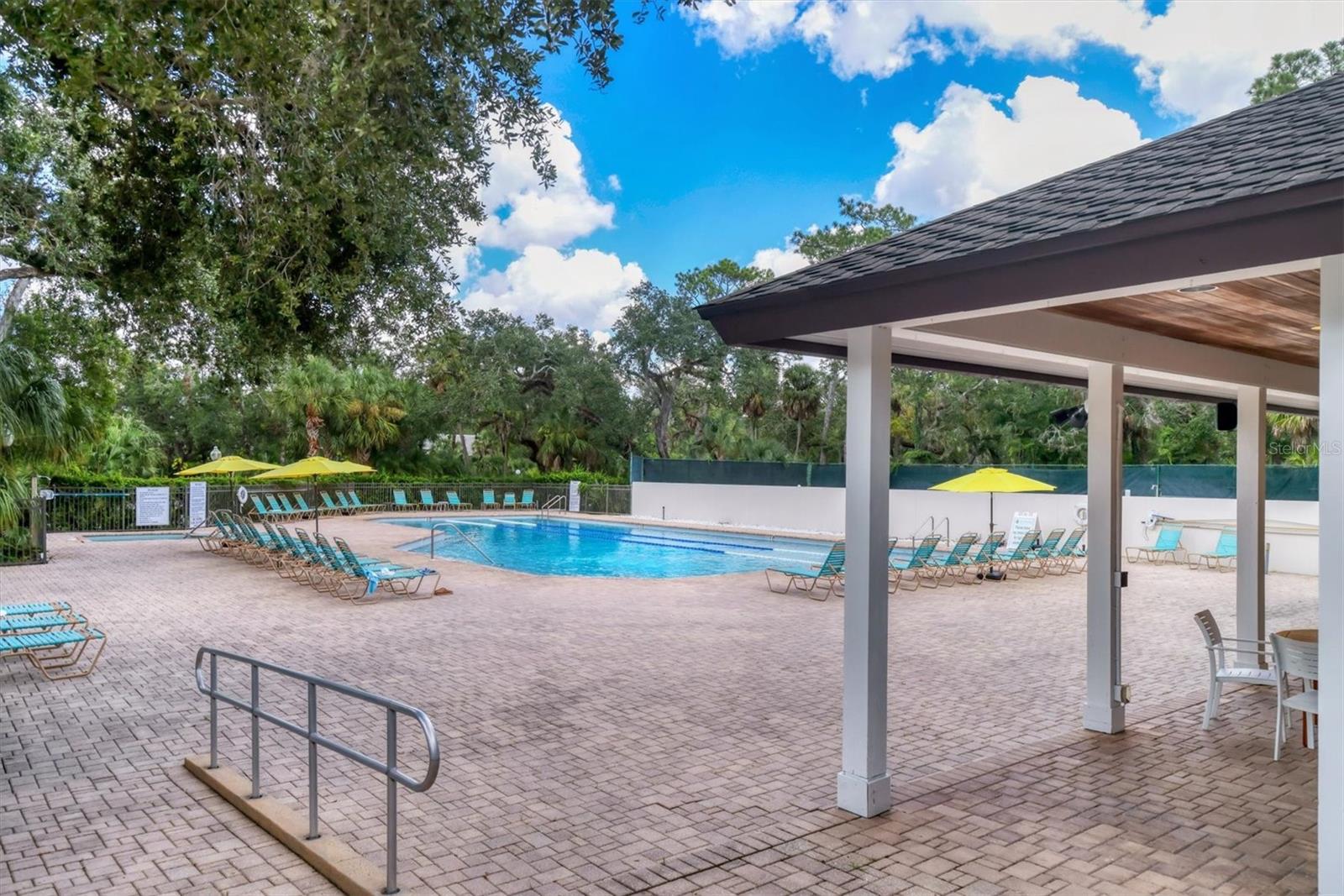 QUAIL HOLLOW - Residential