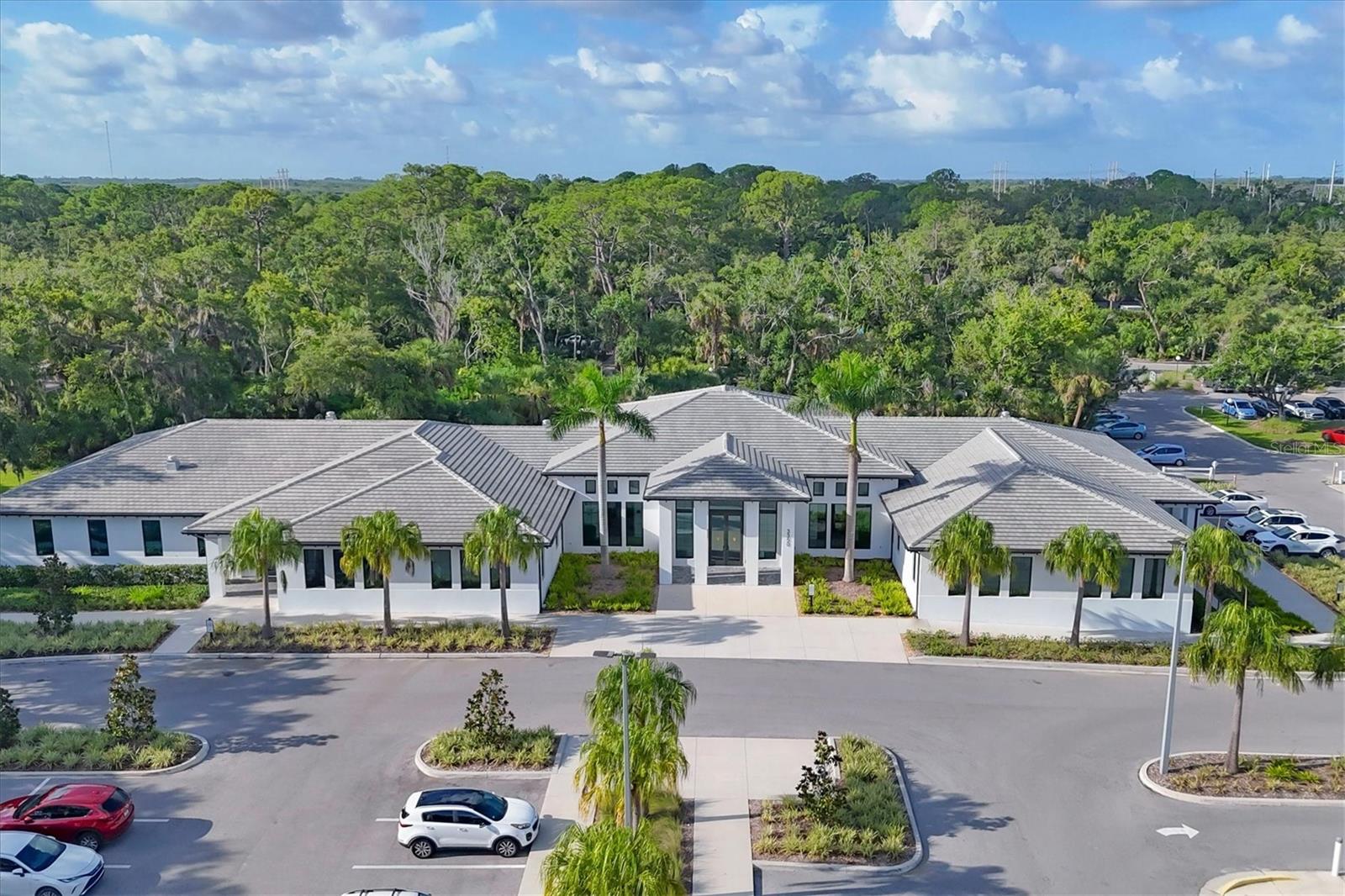QUAIL HOLLOW - Residential