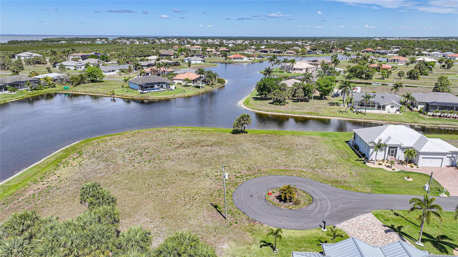 PUNTA GORDA ISLES SEC 21 - Land