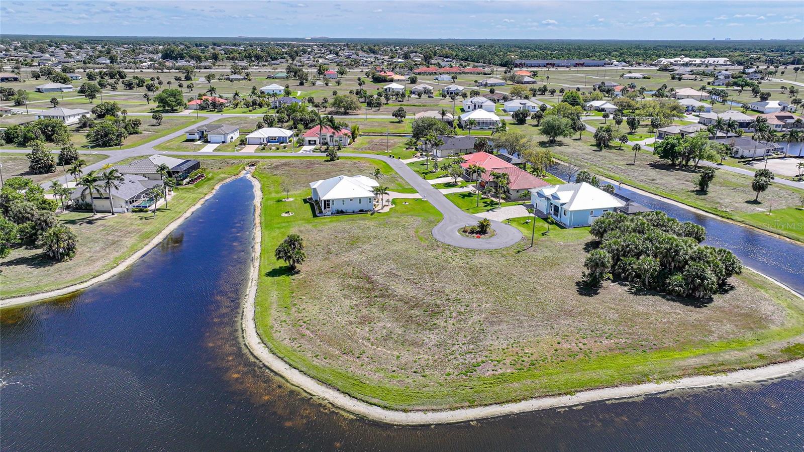 PUNTA GORDA ISLES SEC 21 - Land
