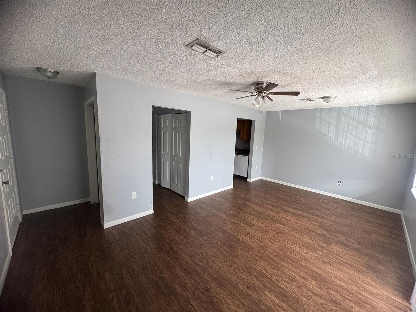 SPRING HILL - Residential Lease
