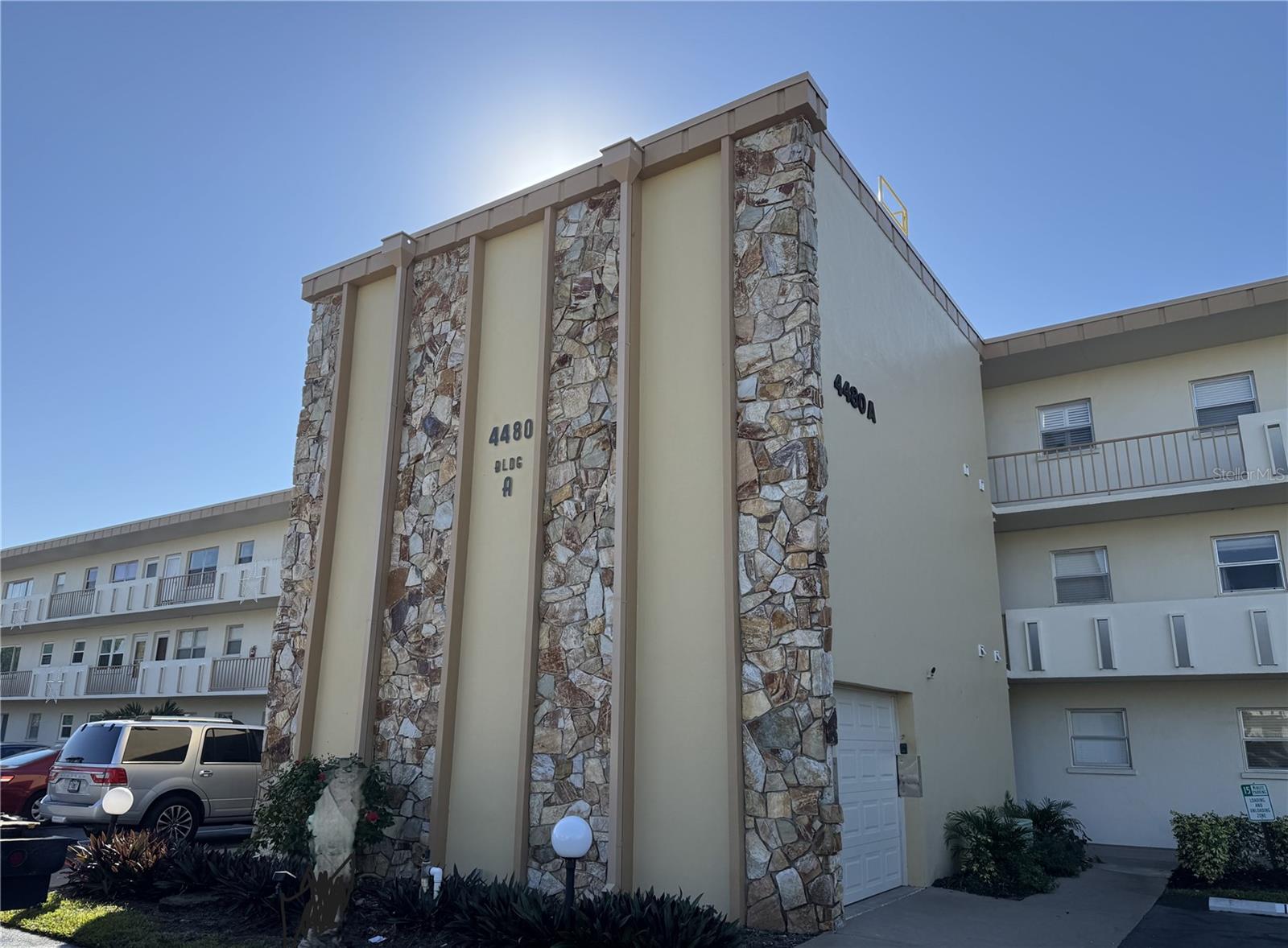 Very respectable price reduction. Welcome to this one bedroom condo in popular Ironwood Golfing community where you can literally step outside your front door and just across the drive you can play a round of golf and shop at the pro shop for merchandise and equipment.   “Pinebrook/Ironwood is a great golf spot with beautiful views and a course that suits all skill levels … it is a delightfully concise layout that caters to beginners and those seeking a more relaxed golfing experience.”  However, you may enjoy the beauty and surrounding Florida fauna without being a player as golfing is optional.  Enjoy those morning and evening walks within the perimeter of the Ironwood/Pinebrook neighborhood without the concerns of tons of traffic.  You can live here full time or make it your winter residence as so many northern folks do.  There is a fabulous clubhouse with activities galore as well as billiards, library, fitness room and community kitchen.  Enjoy relaxing at the pool area sunning in the lounge chairs or the shady covered patio area.  There is also a grill for the residents use.  The condo is located close to the elevator, laundry and designated storage area for each unit.  The location is the best of the best being 5 to 20 minutes from everything Manatee County has to offer including our wonderful white sandy beaches, golfing, boating, groceries, retail shopping, medical facilities, houses of worship, live and on screen theaters, museums, tons of sport venues, shop till you drop at UTC Mall and famous St Armands Circle, Downtown Bradenton’s River Walk, and last but not least, Sarasota Bradenton International Airport.  Don't waste another minute.  Come enjoy this extremely affordable west side condo on the fabulous west coast of Florida