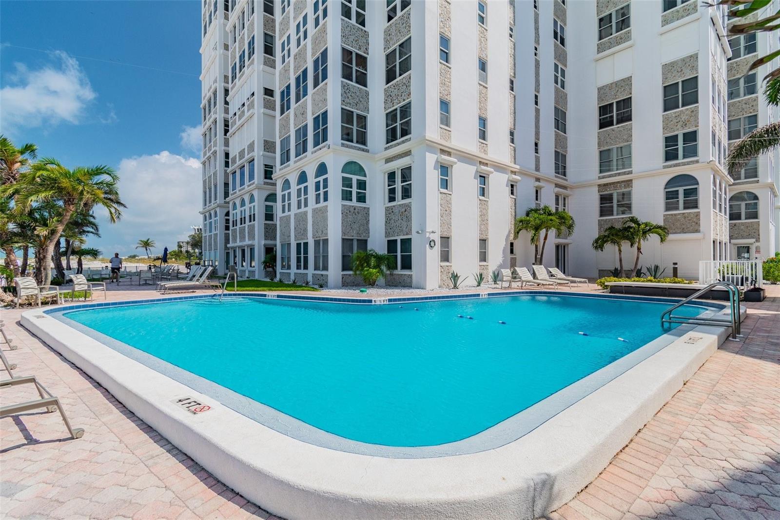BEAU MONDE CONDO - Residential