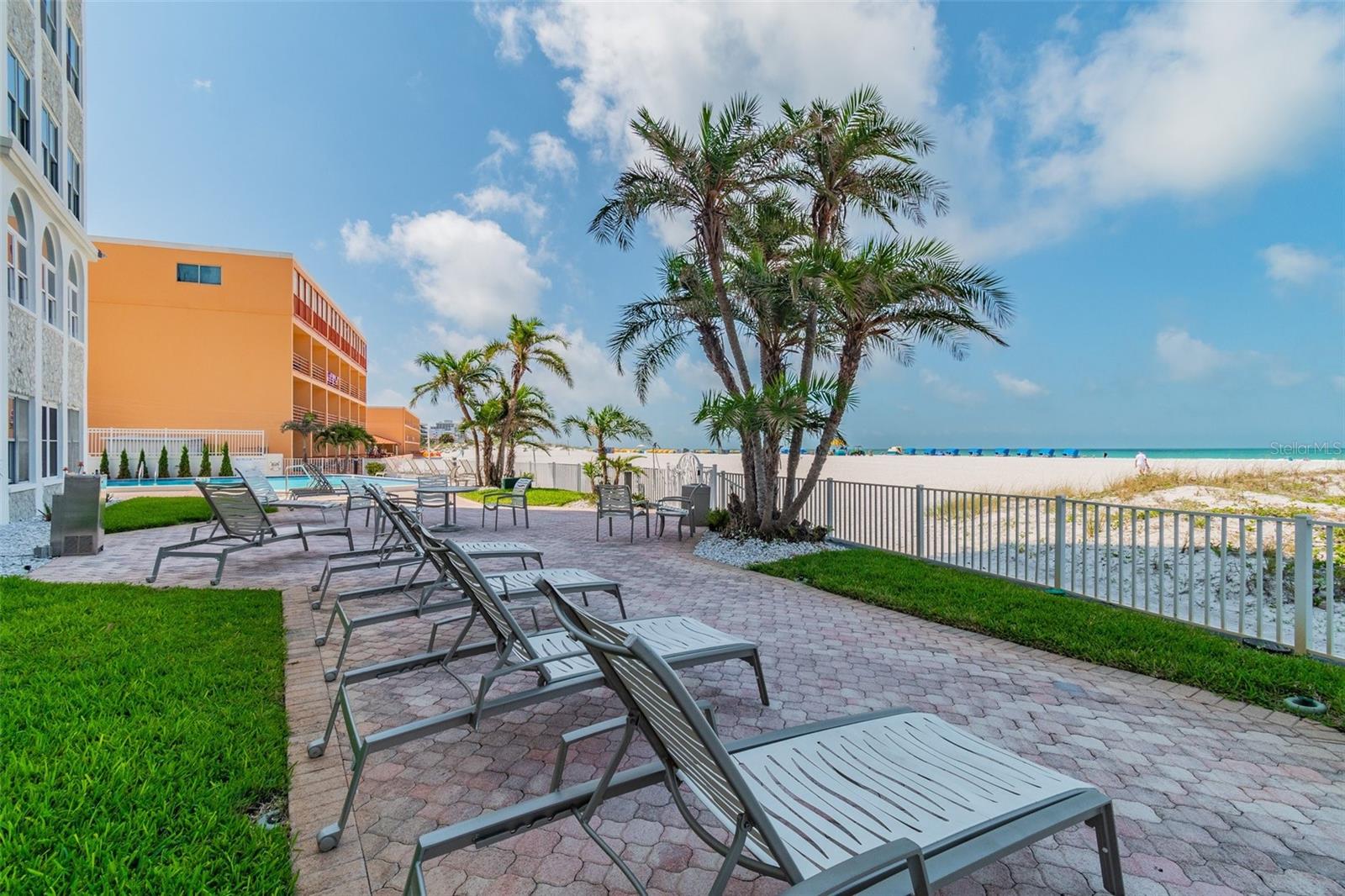 BEAU MONDE CONDO - Residential