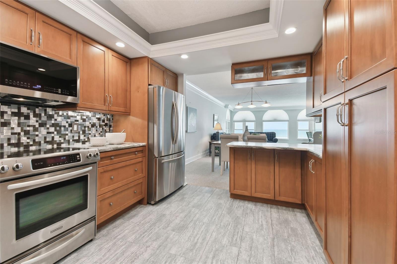 BEAU MONDE CONDO - Residential
