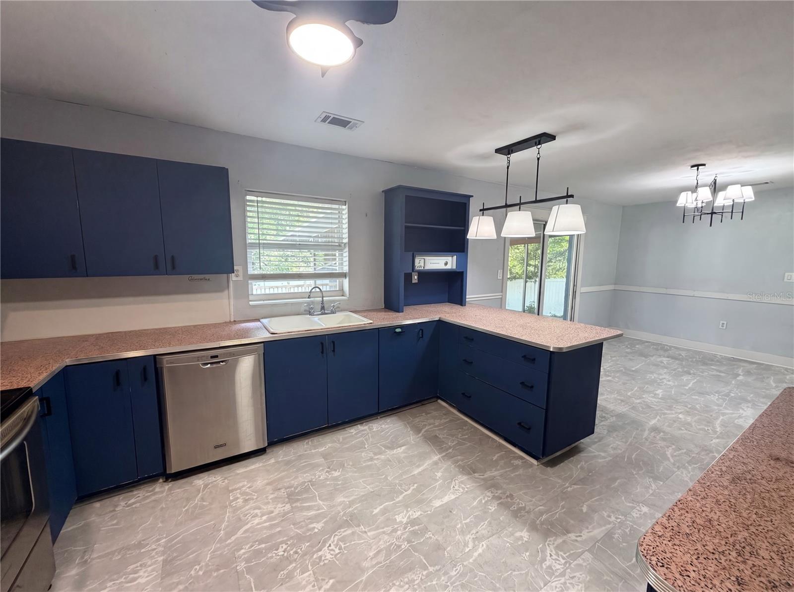 PHIPPENS BLKS 129-130 & 135-136 DELAND - Residential