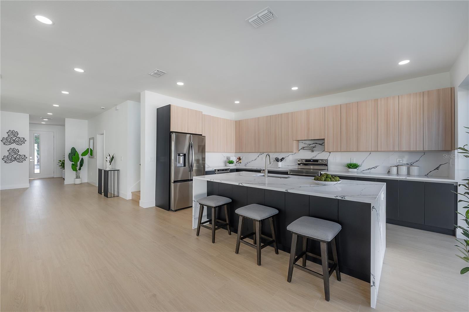 AVALON - Residential Lease