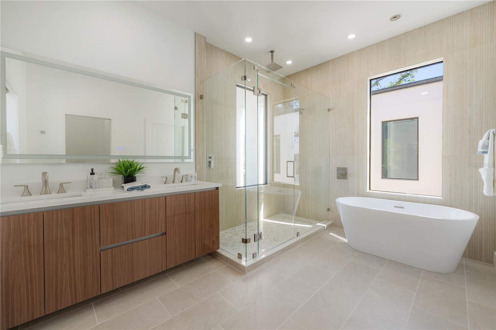 AVALON - Residential Lease