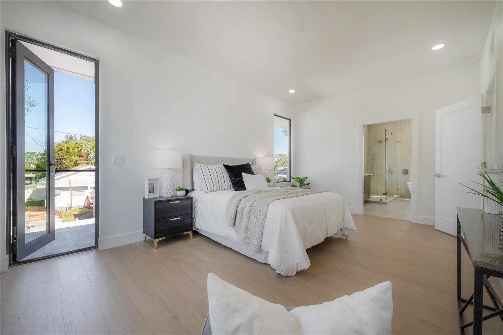 AVALON - Residential Lease