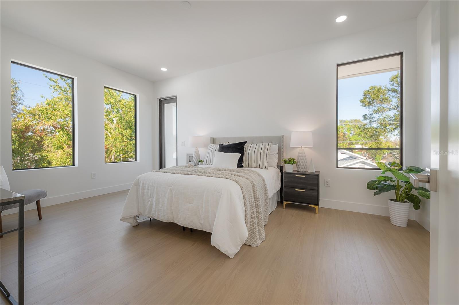 AVALON - Residential Lease