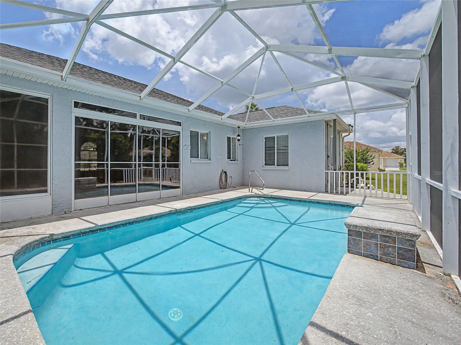 OCALA PALMS UN 06 - Residential