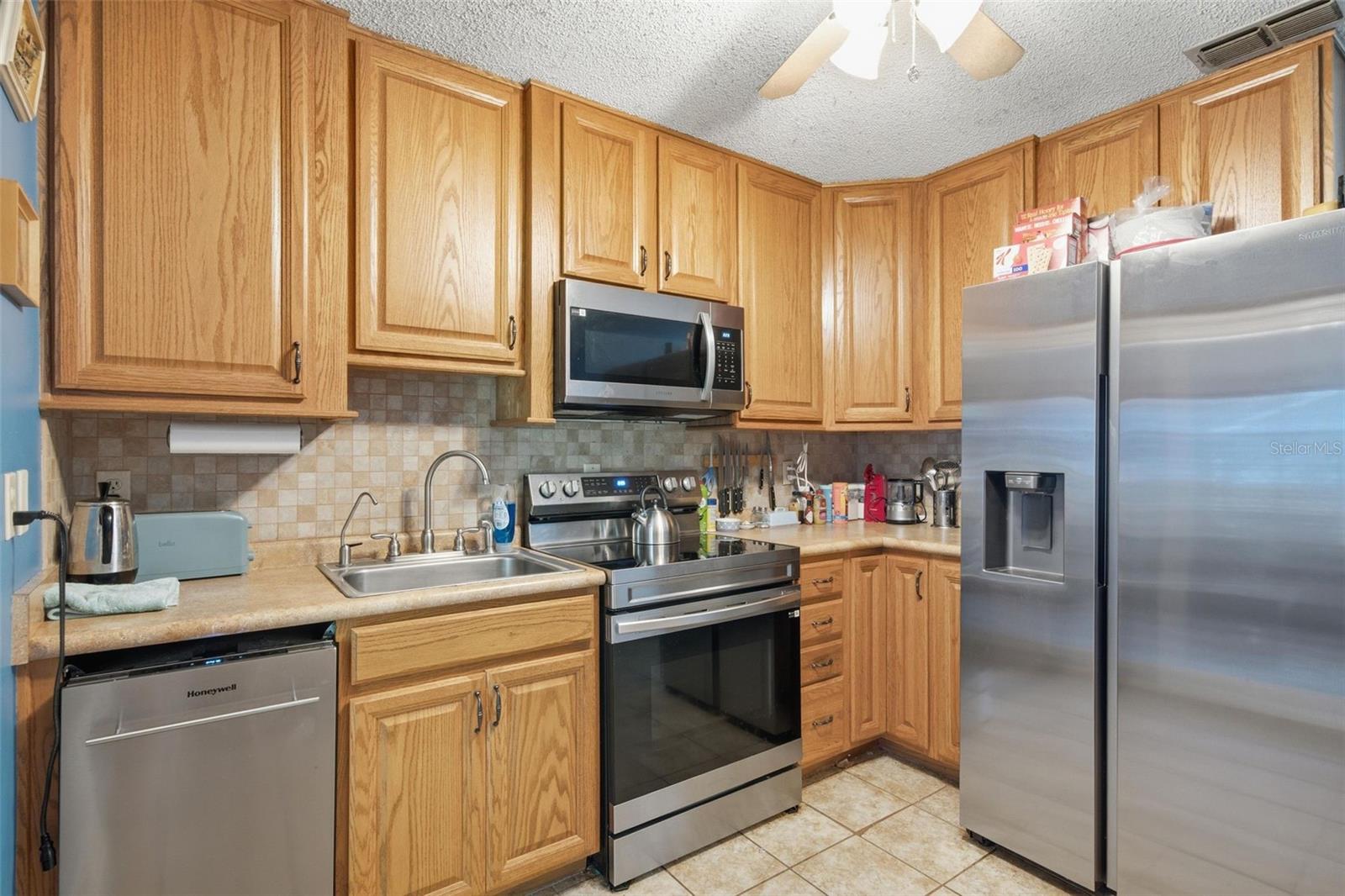 PINE RUN ESTATES - Residential