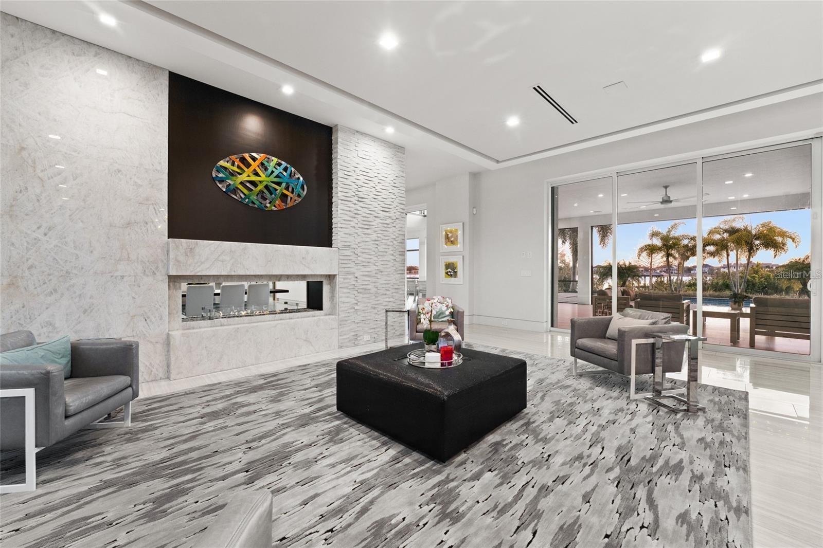 CASA DEL LAGO REP - Residential