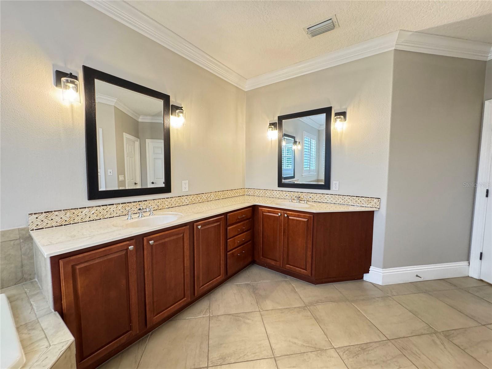 WINDSOR LANDING PH 01 46/26 - Residential