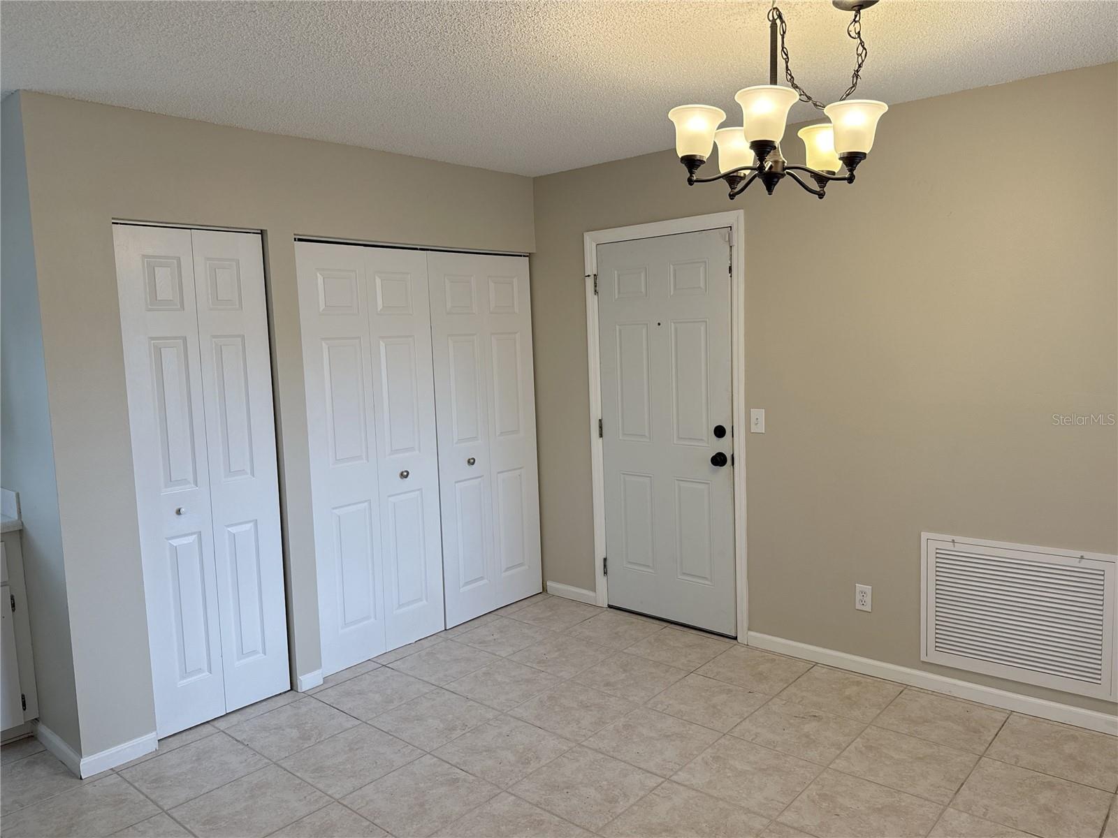 OCALA PALMS UN I - Residential