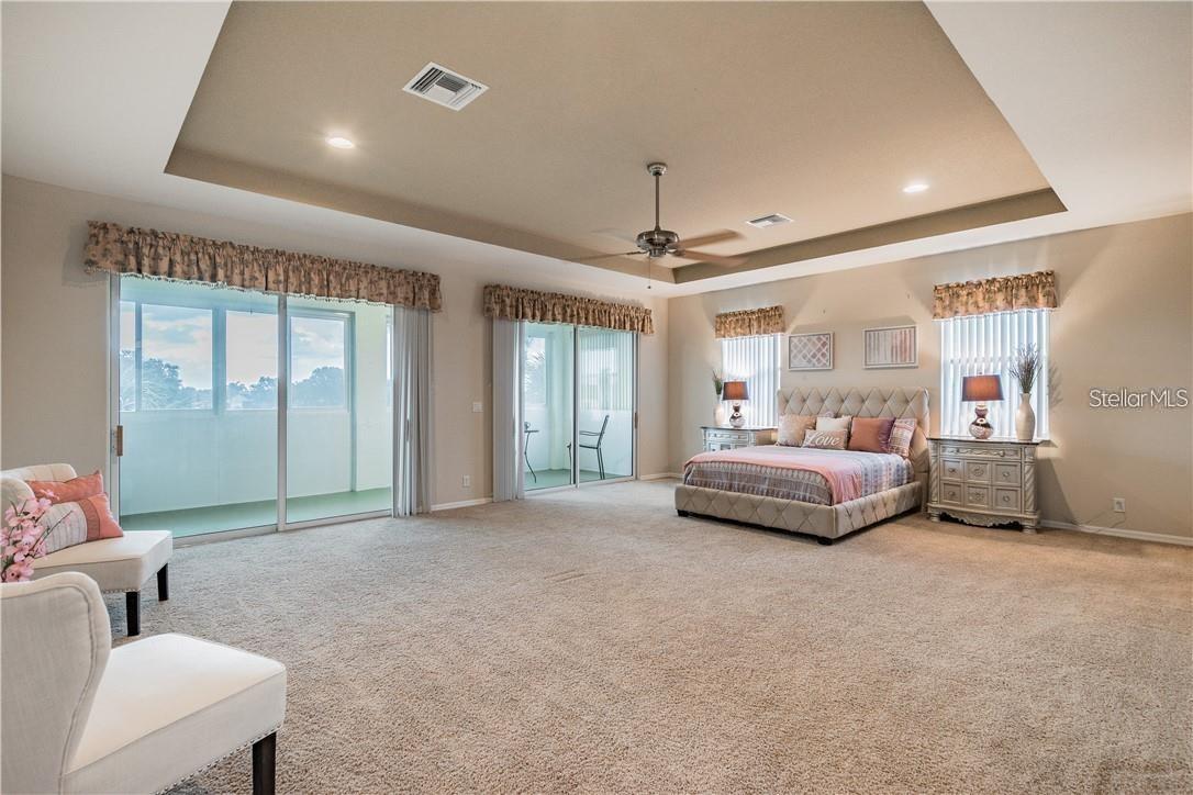 SUN CITY CENTER UNIT 264 PH - Residential