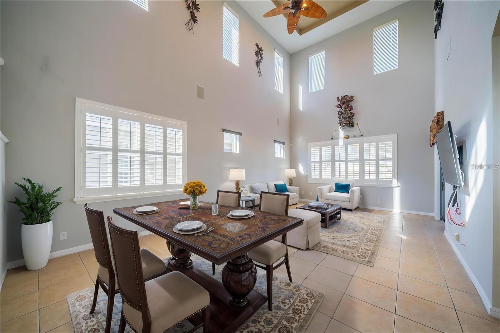 SUN CITY CENTER UNIT 264 PH - Residential