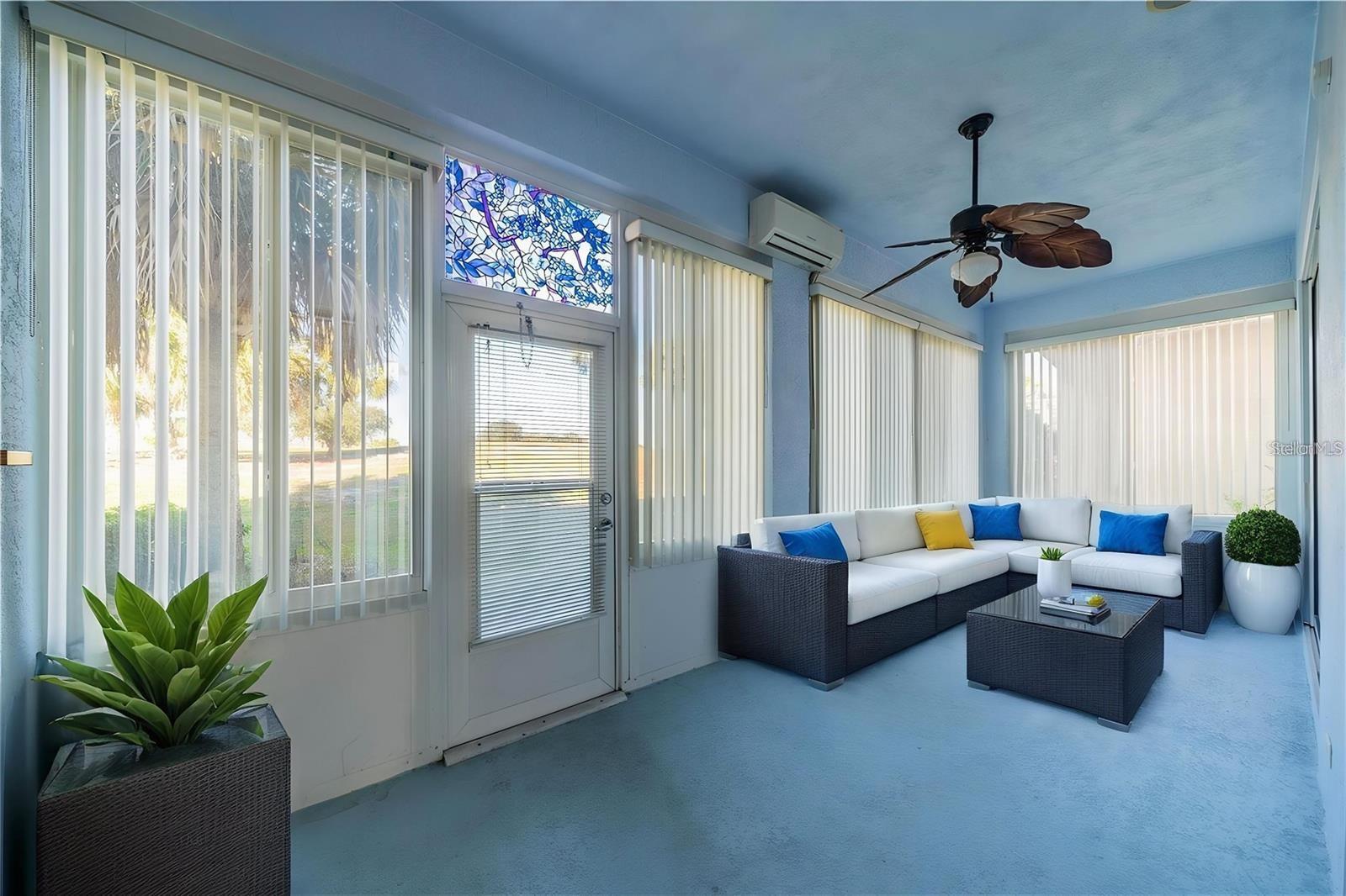 SUN CITY CENTER UNIT 264 PH - Residential
