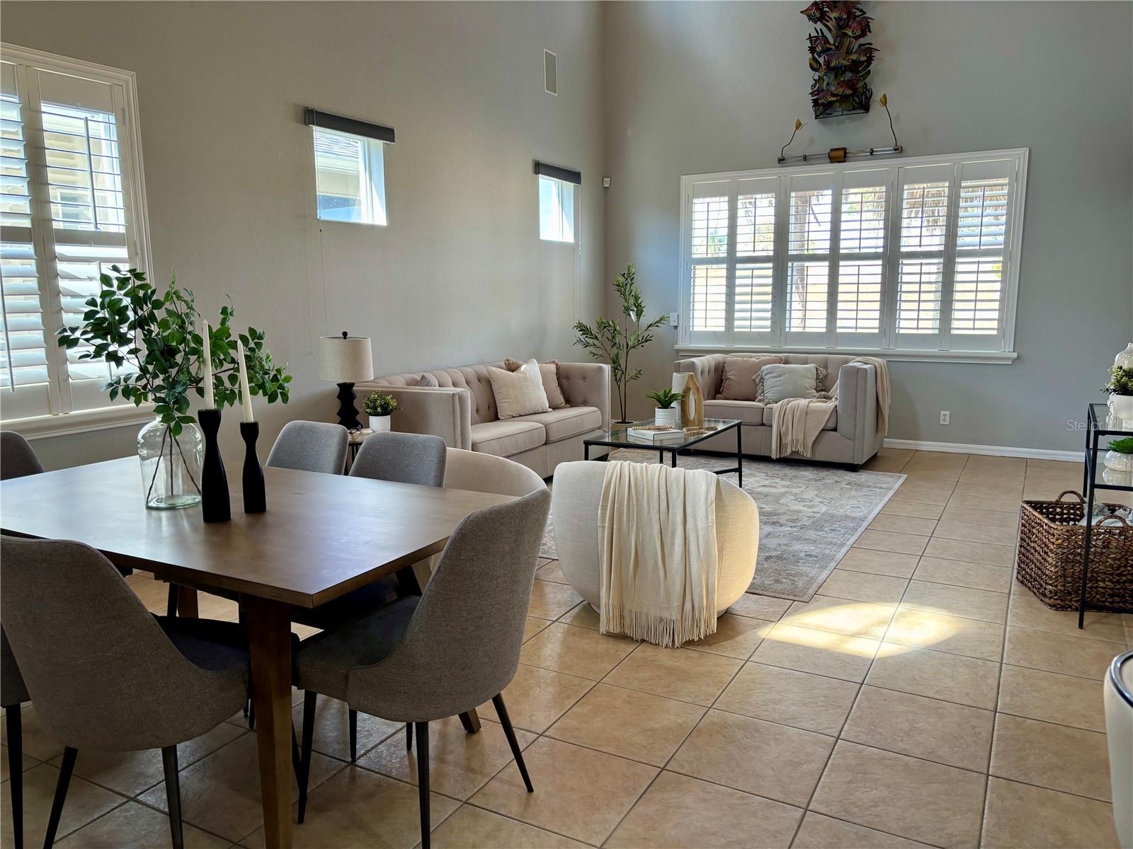 SUN CITY CENTER UNIT 264 PH - Residential