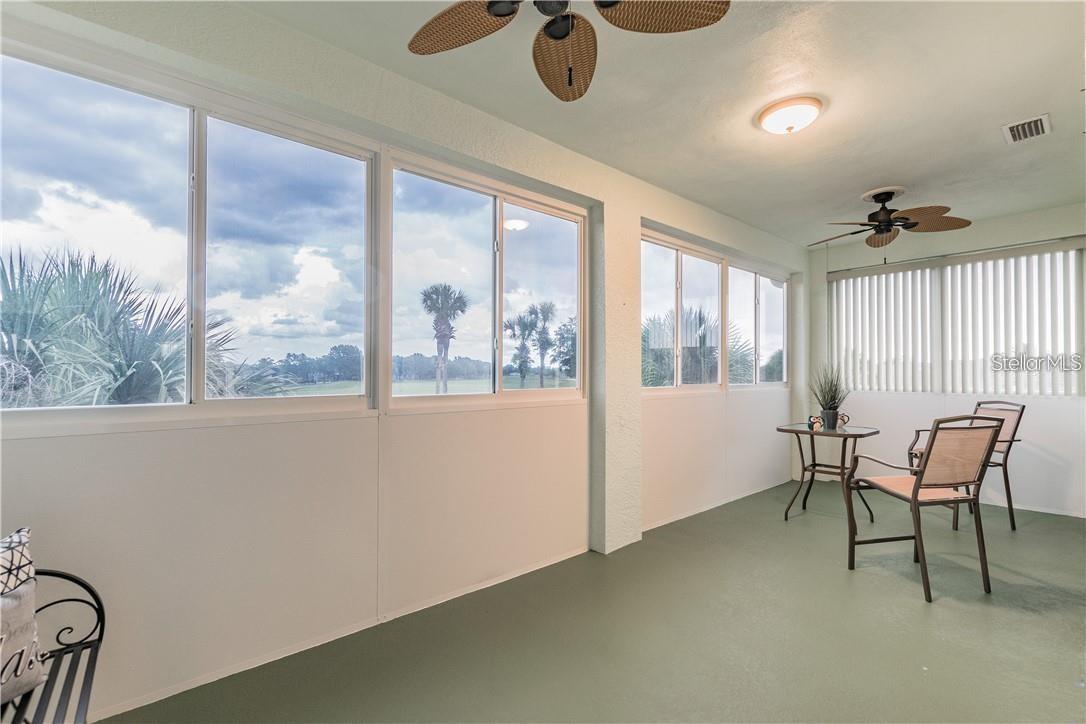 SUN CITY CENTER UNIT 264 PH - Residential