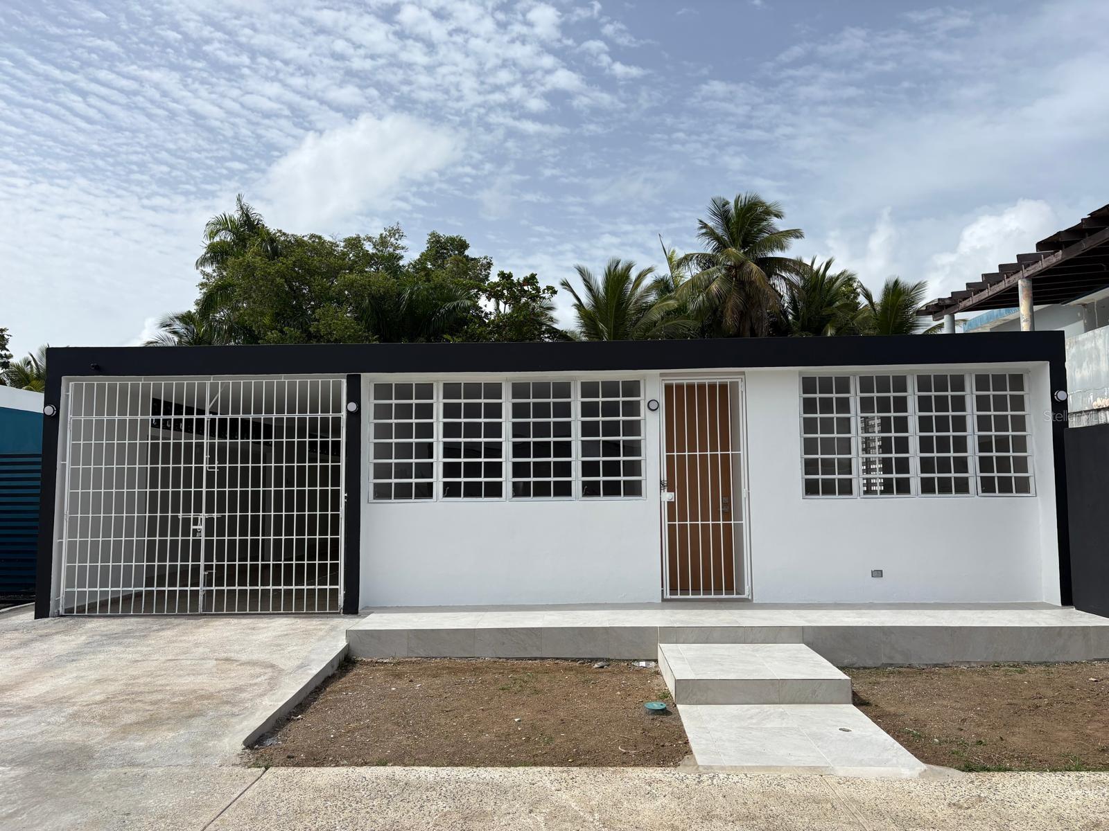 JARDINES DE COUNTRY CLUB - Residential