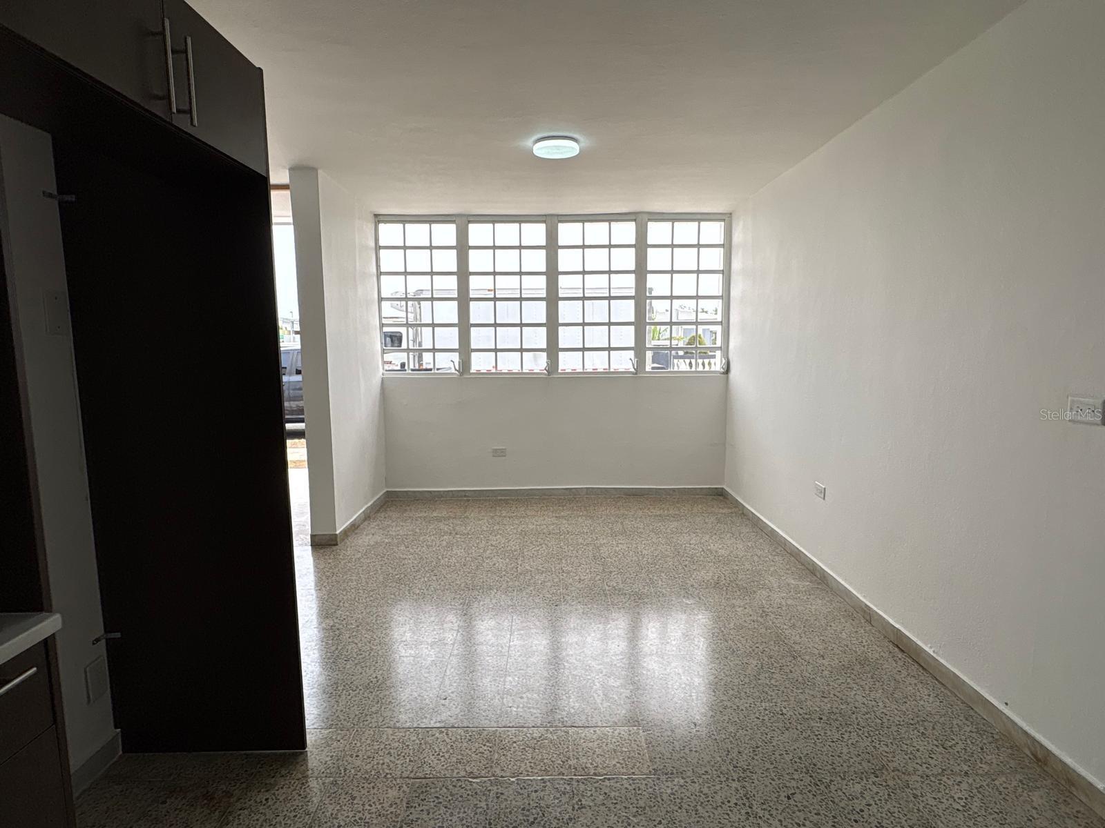 JARDINES DE COUNTRY CLUB - Residential
