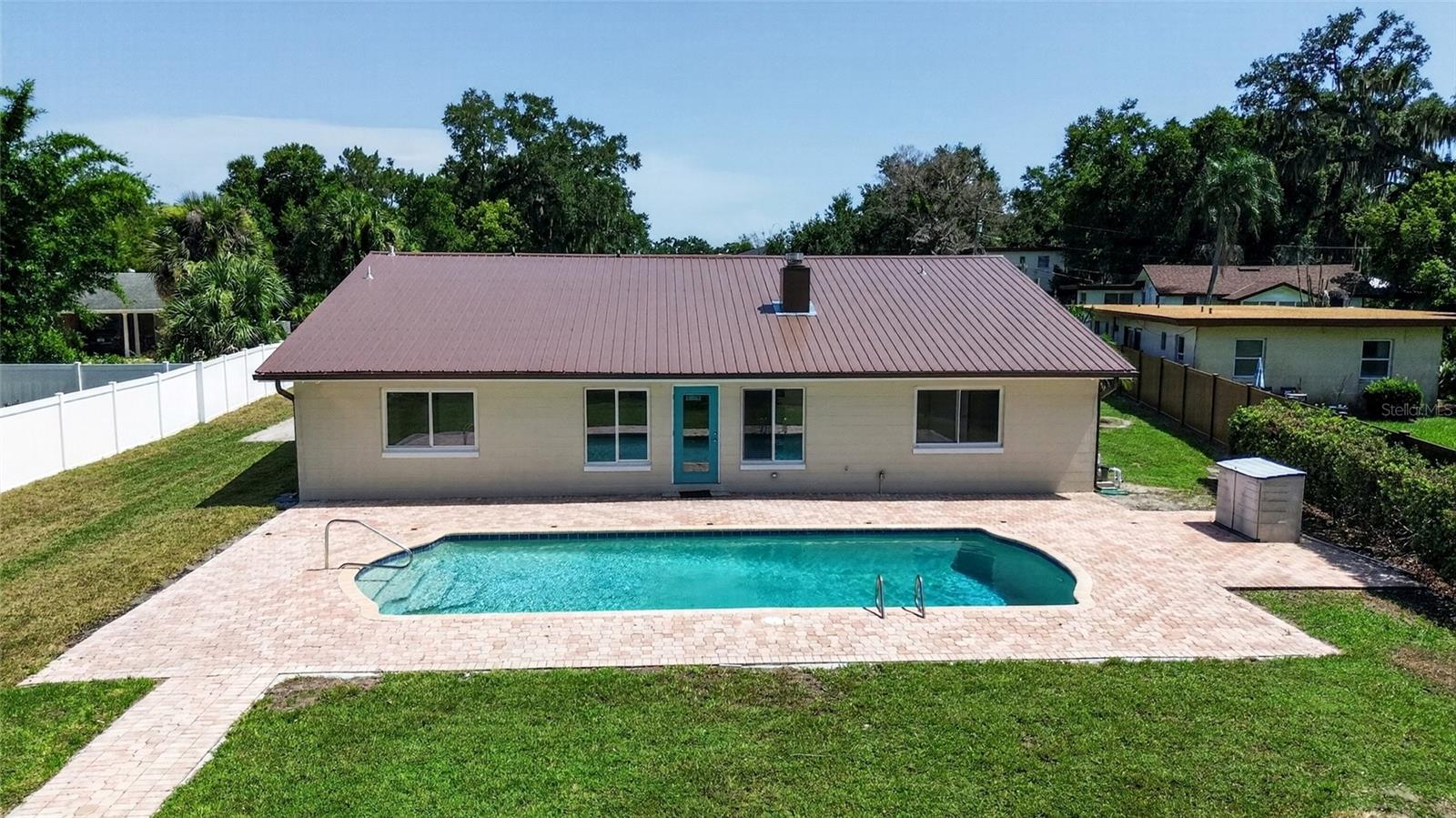 J H LIVINGSTONS SUB - Residential
