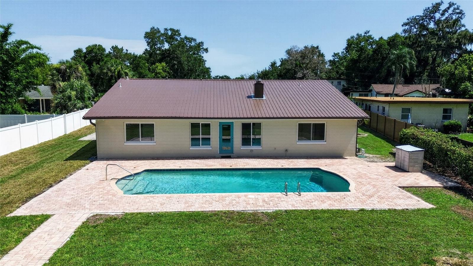 J H LIVINGSTONS SUB - Residential