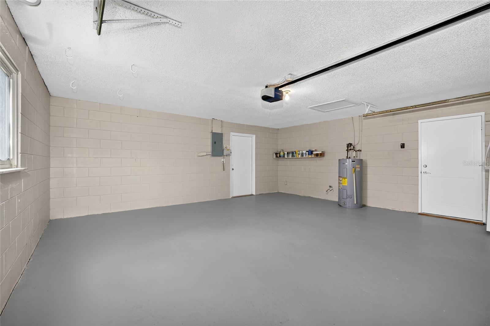 J H LIVINGSTONS SUB - Residential