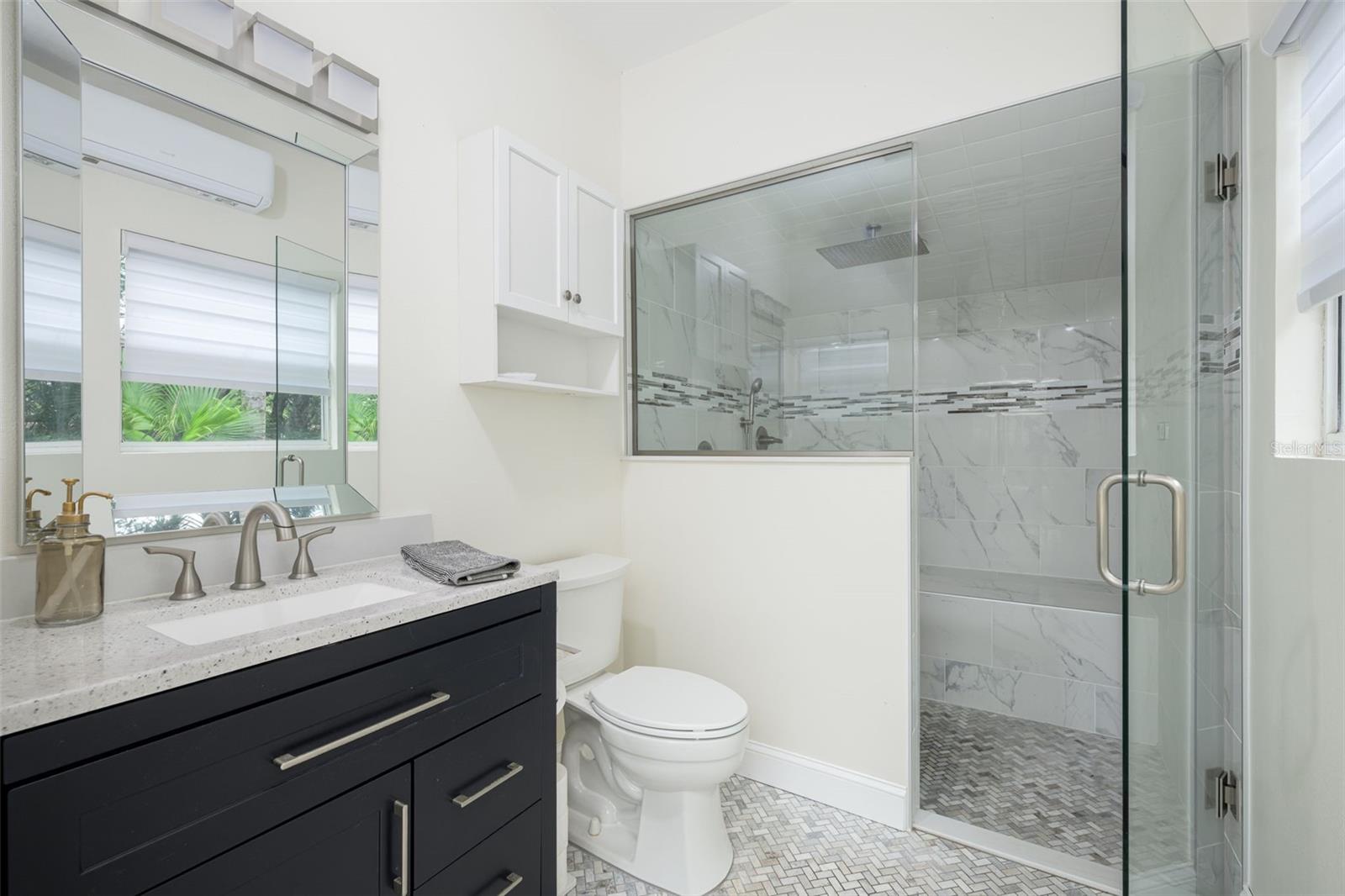 BRYAN CAVE ESTATES - Residential