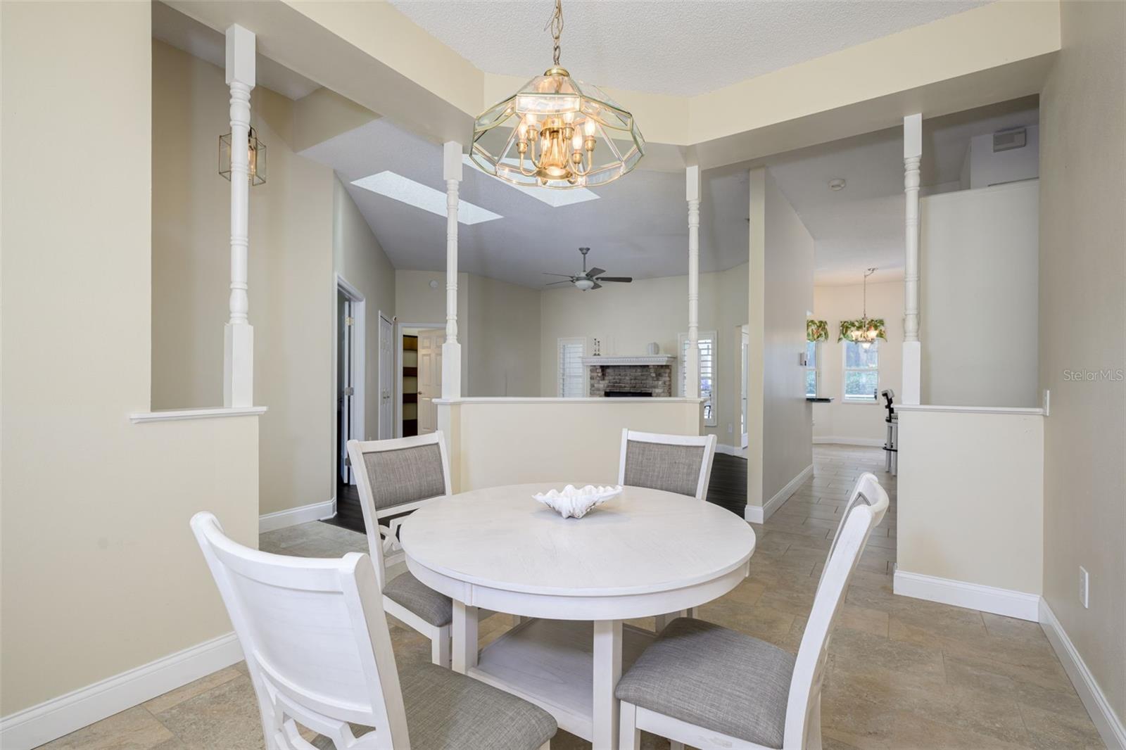 BRYAN CAVE ESTATES - Residential