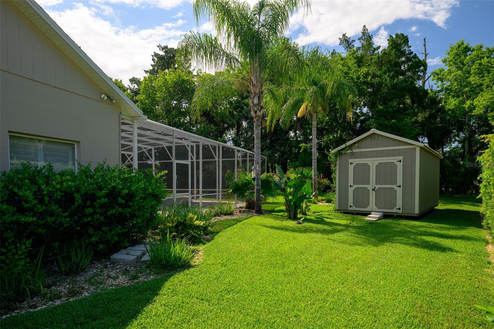 BRYAN CAVE ESTATES - Residential