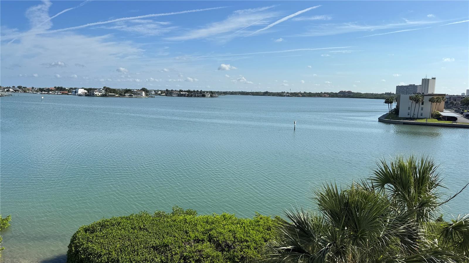 HARBOURSIDE CONDO - Residential