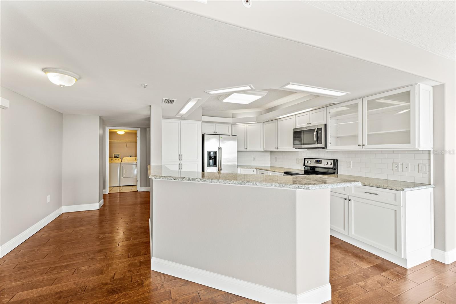HARBOR DEL RIO CONDO - Residential